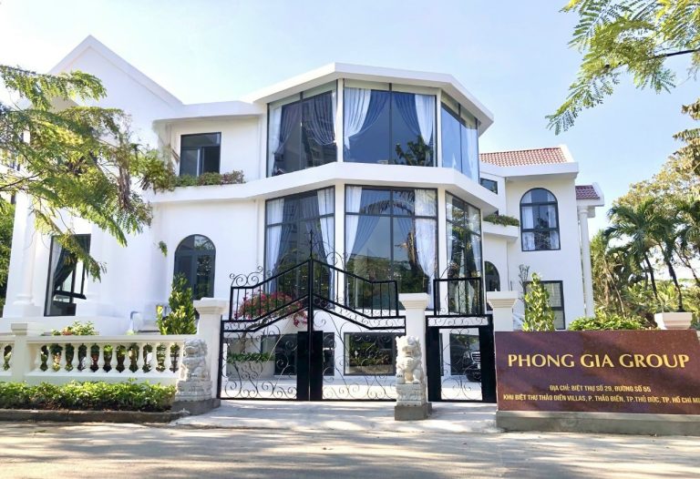 Luật sư giỏi tiếng Trung