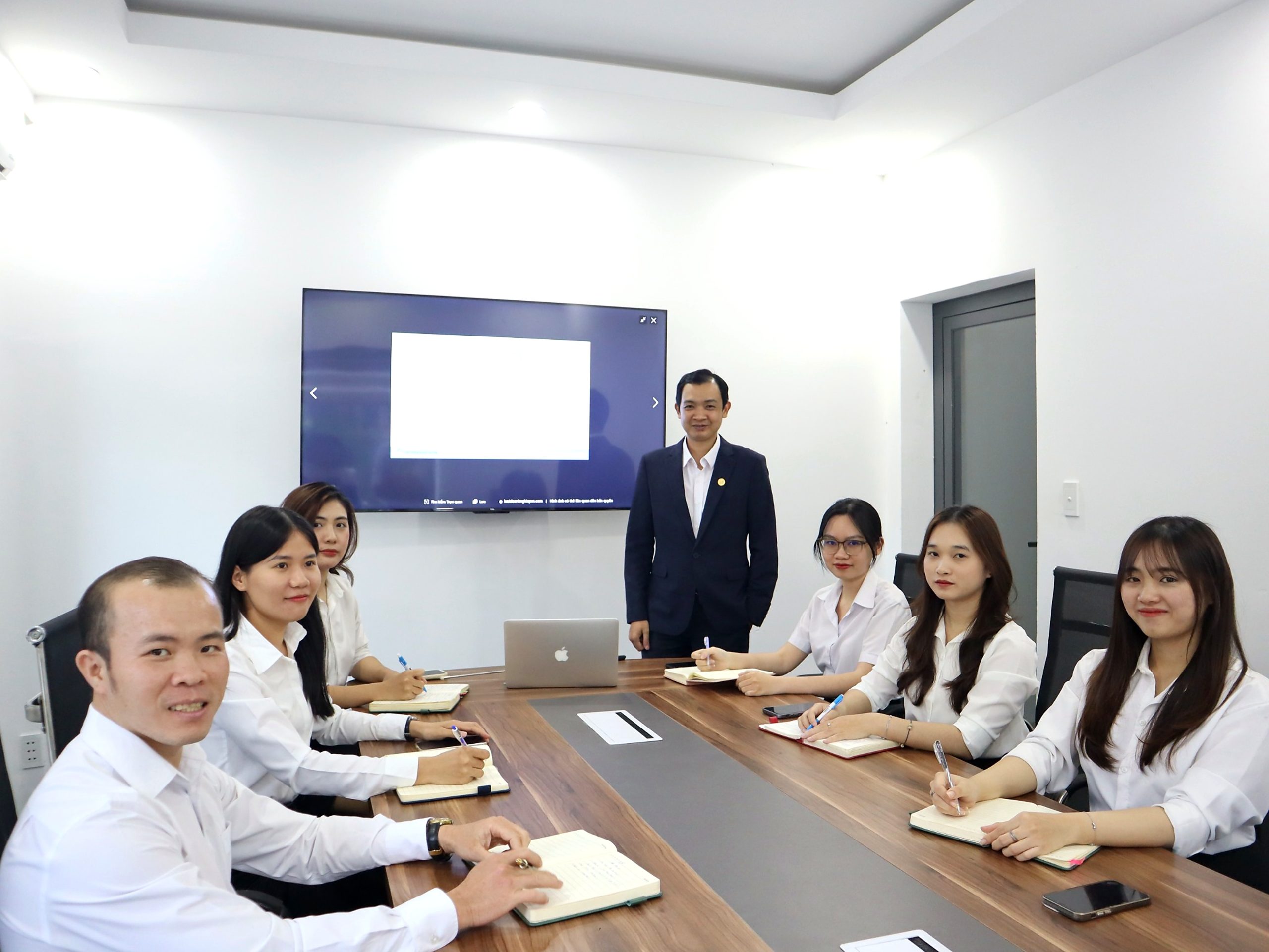 Luật sư tư vấn tại TPHCM