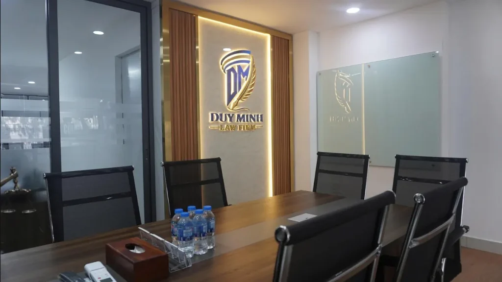 Phòng họp tư vấn khách hàng của Luật sư Bùi Khắc Long tại Công ty Luật TNHH Duy Minh